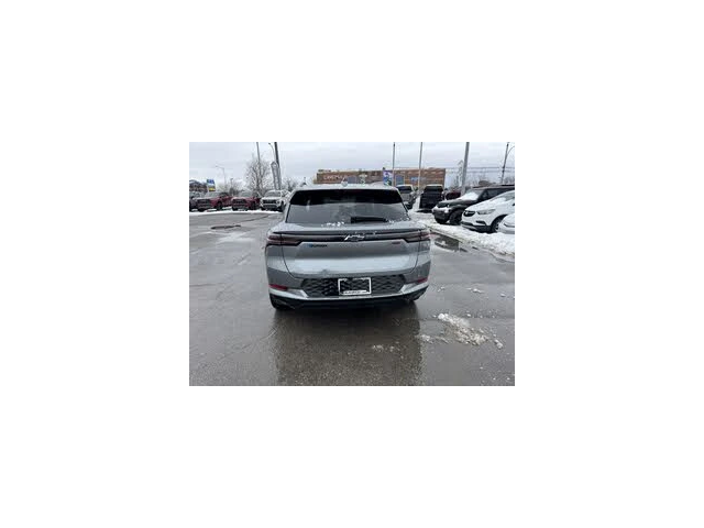 Chevrolet Equinox EV RS FWD* АвтоКреди* (ЦЕНА ДО БГ) - автомобили, коли, обяви за нови и употребявани 3