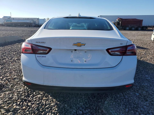 Chevrolet Malibu 1.5L 4 FRONT WHEEL DRIVE - автомобили, коли, обяви за нови и употребявани 5