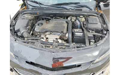 Chevrolet Malibu 1.5L 4 Front-wheel Drive - автомобили, коли, обяви за нови и употребявани 10