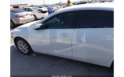 Chevrolet Malibu 1.5L I-4 DI, DOHC, VVT, TURBO, 160HP Front Wheel Drive - автомобили, коли, обяви за нови и употребявани 13