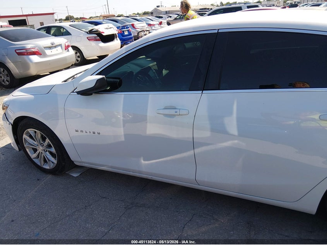 Chevrolet Malibu 1.5L I-4 DI, DOHC, VVT, TURBO, 160HP Front Wheel Drive - автомобили, коли, обяви за нови и употребявани 13