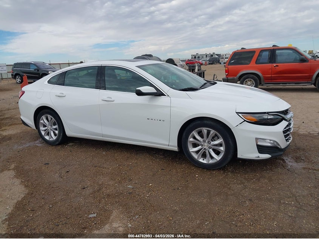 Chevrolet Malibu 1.5L I-4 DI, DOHC, VVT, TURBO, 160HP Front Wheel Drive - автомобили, коли, обяви за нови и употребявани 12