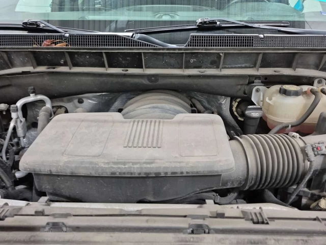 Chevrolet Silverado RST CREW CAB SHORT BED * CARFAX * Eдин собственик - автомобили, коли, обяви за нови и употребявани 12