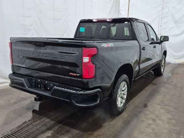 Chevrolet Silverado RST CREW CAB SHORT BED * CARFAX * Eдин собственик - автомобили, коли, обяви за нови и употребявани 3