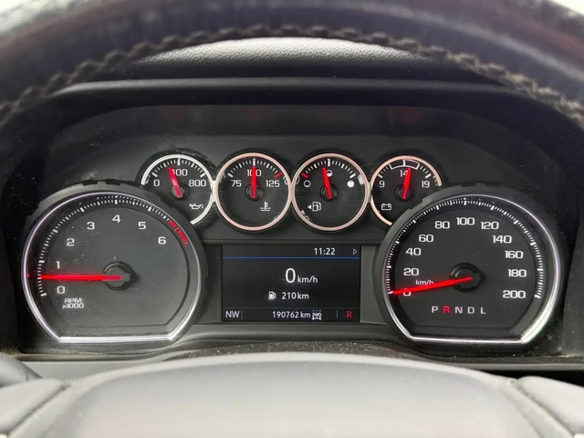 Chevrolet Silverado 2500HD 4X4 Crew Cab LT V8 6 - автомобили, коли, обяви за нови и употребявани 9