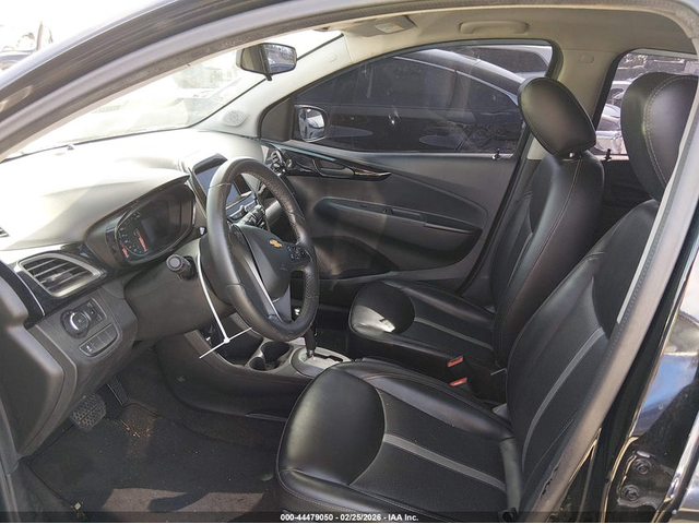 Chevrolet Spark 1.4L I-4 DOHC, VVT, 98HP Front Wheel Drive - автомобили, коли, обяви за нови и употребявани 4