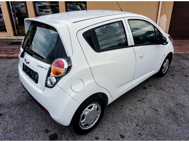 Chevrolet Spark 1.0i GPL - автомобили, коли, обяви за нови и употребявани 2