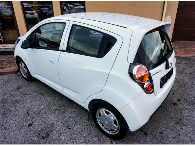 Chevrolet Spark 1.0i GPL - автомобили, коли, обяви за нови и употребявани 3