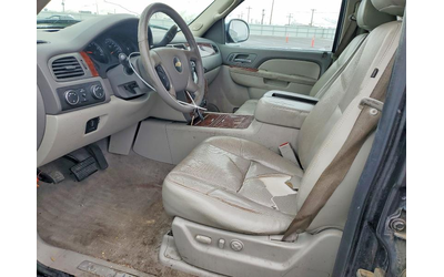 chevrolet-suburban-5-3l-8-4x4-w-rear-wheel-drv - 5