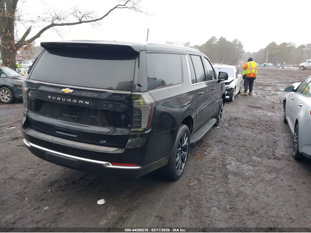 Chevrolet Suburban 5.3L V-8 DI, VVT, 355HP 4X2 Drive - автомобили, коли, обяви за нови и употребявани 3