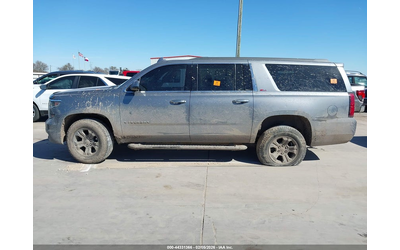 Chevrolet Suburban 5.3L V-8 DI, VVT, 355HP 4X4 Drive - автомобили, коли, обяви за нови и употребявани 13