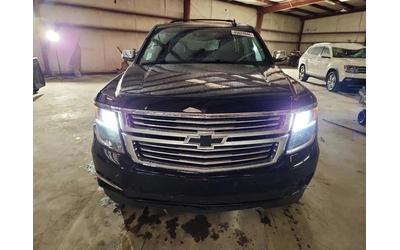 chevrolet-suburban - 4