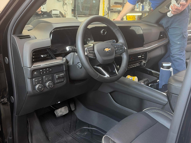 Chevrolet Tahoe 3.0L 6cyl 4WD - автомобили, коли, обяви за нови и употребявани 4