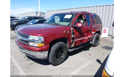 chevrolet-tahoe-5-3l-v-8-285hp-4x2-drive - 1