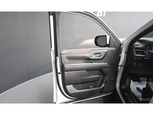 Chevrolet Tahoe 6.2 Dark Knight 4WD* 360* ОБДУХ - автомобили, коли, обяви за нови и употребявани 13