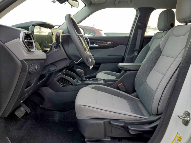 Chevrolet Trailblazer 1.3L 3 Front-wheel Drive - автомобили, коли, обяви за нови и употребявани 7