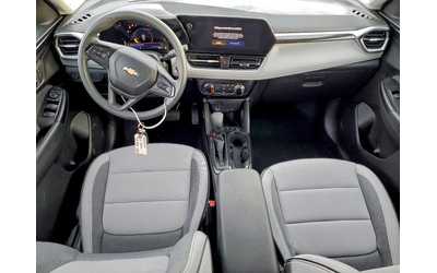 Chevrolet Trailblazer 1.3L 3 Front-wheel Drive - автомобили, коли, обяви за нови и употребявани 8