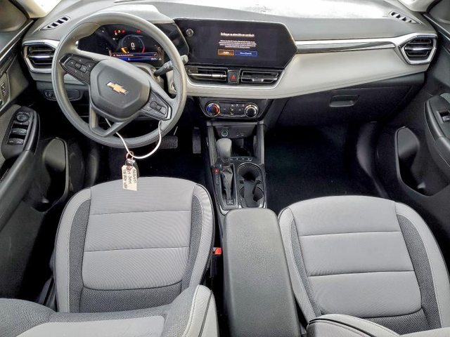 Chevrolet Trailblazer 1.3L 3 Front-wheel Drive - автомобили, коли, обяви за нови и употребявани 8