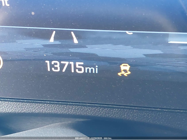 Chevrolet Traverse 2.5L I-4 DI, DOHC, VVT, TURBO, 328HP Front Wheel Drive - автомобили, коли, обяви за нови и употребявани 15