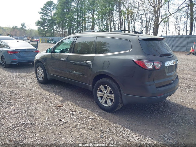 Chevrolet Traverse 3.6L V-6 DI, DOHC, VVT, 281HP Front Wheel Drive - автомобили, коли, обяви за нови и употребявани 2