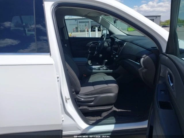 Chevrolet Traverse КАМЕРА| PARK ASSIST| BLIND SPOT| TOUCHSCREEN - автомобили, коли, обяви за нови и употребявани 4