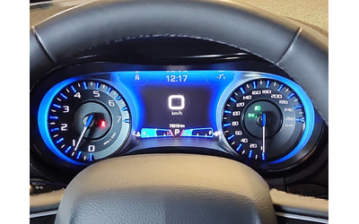 Chrysler 200 3.6L 6cyl AWD - автомобили, коли, обяви за нови и употребявани 8