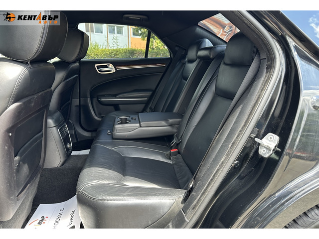 Chrysler 300 3.6i 292 к.с./ГАРАНЦИЯ 6 МЕСЕЦА - автомобили, коли, обяви за нови и употребявани 9