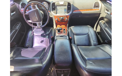 Chrysler 300 3.6L 6 ALL WHEEL DRIVE - автомобили, коли, обяви за нови и употребявани 7