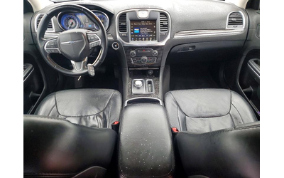 Chrysler 300 3.6L 6 Rear-wheel drive - автомобили, коли, обяви за нови и употребявани 8