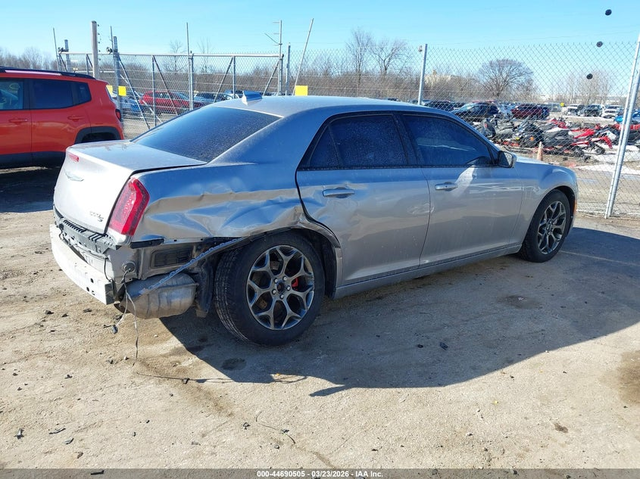 Chrysler 300 3.6L V-6 DOHC, VVT, 300HP All Wheel Drive - автомобили, коли, обяви за нови и употребявани 3