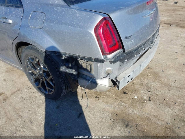 Chrysler 300 3.6L V-6 DOHC, VVT, 300HP All Wheel Drive - автомобили, коли, обяви за нови и употребявани 5