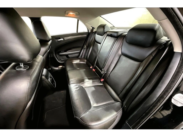 Chrysler 300c * Touring L | Leather | V6 | Remote Start * CARFAX - автомобили, коли, обяви за нови и употребявани 14