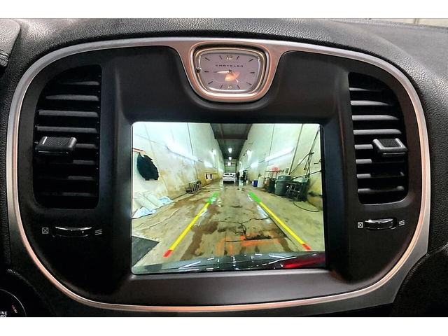 Chrysler 300c * Touring | V6 | Heated Seats | Navigation * CARFA - автомобили, коли, обяви за нови и употребявани 12