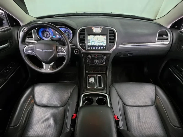 Chrysler 300c - автомобили, коли, обяви за нови и употребявани 6