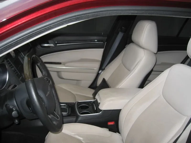 Chrysler 300c 3.6 Prestige - автомобили, коли, обяви за нови и употребявани 11