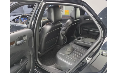 Chrysler 300c AWD - автомобили, коли, обяви за нови и употребявани 10