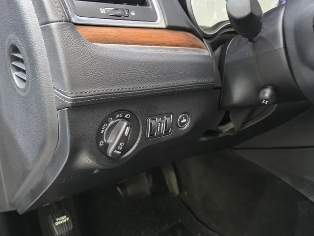 Chrysler 300c AWD - автомобили, коли, обяви за нови и употребявани 14