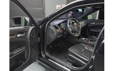 Chrysler 300c AWD - автомобили, коли, обяви за нови и употребявани 9