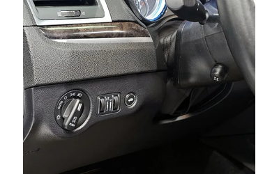 Chrysler 300c 3.6 Prestige - автомобили, коли, обяви за нови и употребявани 15