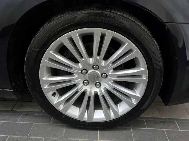 Chrysler 300c 3.6 - автомобили, коли, обяви за нови и употребявани 4