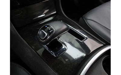 Chrysler 300c 3.6 - автомобили, коли, обяви за нови и употребявани 8