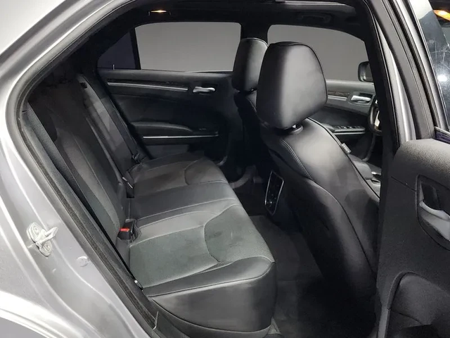 Chrysler 300c 3.6 - автомобили, коли, обяви за нови и употребявани 11