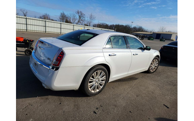 chrysler-300c-5-7l-8-all-wheel-drive - 2