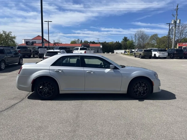 Chrysler 300c Touring-L All-Wheel Drive* * - автомобили, коли, обяви за нови и употребявани 6