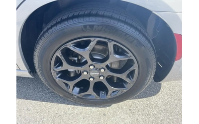 Chrysler 300c Touring-L All-Wheel Drive* * - автомобили, коли, обяви за нови и употребявани 9