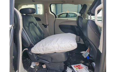 Chrysler Pacifica 3.6L 6 Front-wheel Drive - автомобили, коли, обяви за нови и употребявани 11