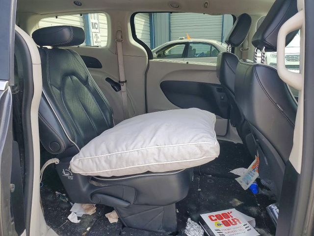 Chrysler Pacifica 3.6L 6 Front-wheel Drive - автомобили, коли, обяви за нови и употребявани 11