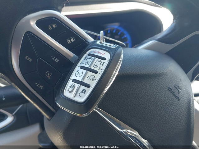 Chrysler Pacifica 3.6L V-6 DOHC, VVT, 287HP Front Wheel Drive - автомобили, коли, обяви за нови и употребявани 10