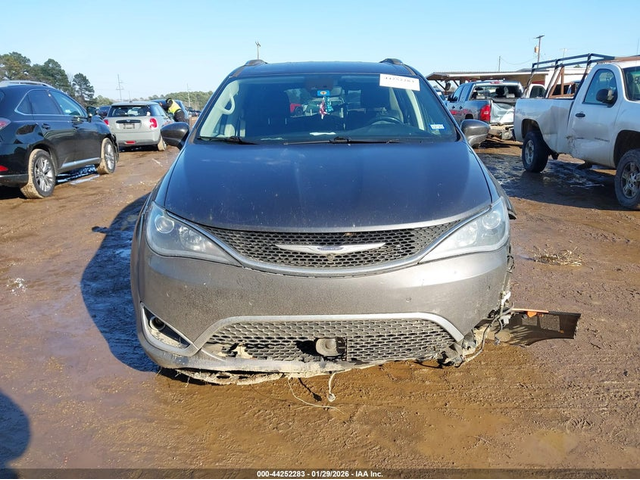 Chrysler Pacifica 3.6L V-6 DOHC, VVT, 287HP Front Wheel Drive - автомобили, коли, обяви за нови и употребявани 11