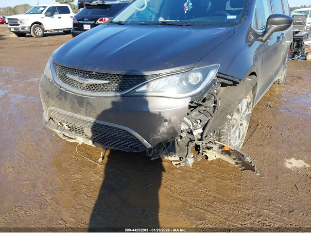 Chrysler Pacifica 3.6L V-6 DOHC, VVT, 287HP Front Wheel Drive - автомобили, коли, обяви за нови и употребявани 5